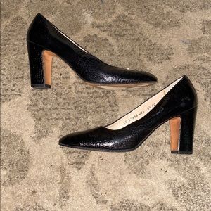 Ferragamo Salvatore Black Crocodile Pumps 🖤